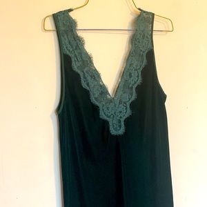 MEDIUM SIZE GREEN VELVET MIDI DRESS